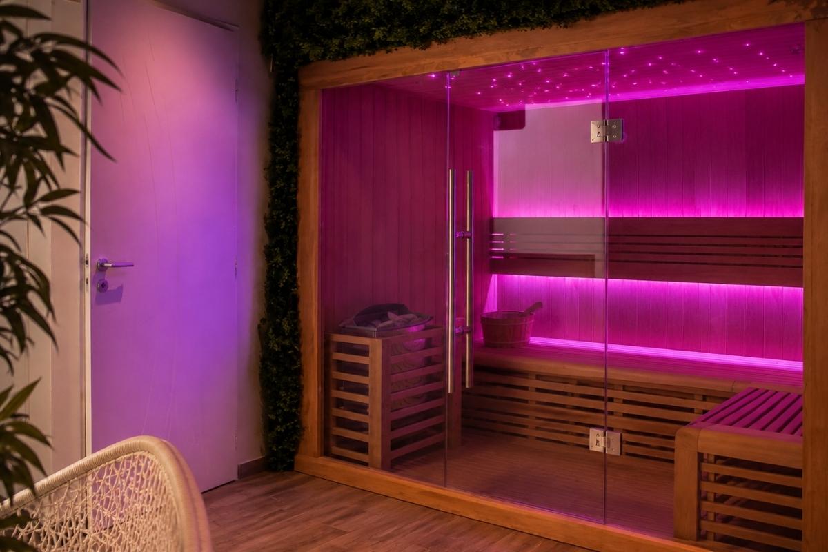 Hammam et sauna dans l'espace détente privatisé d'Ovale & Sens Montpellier